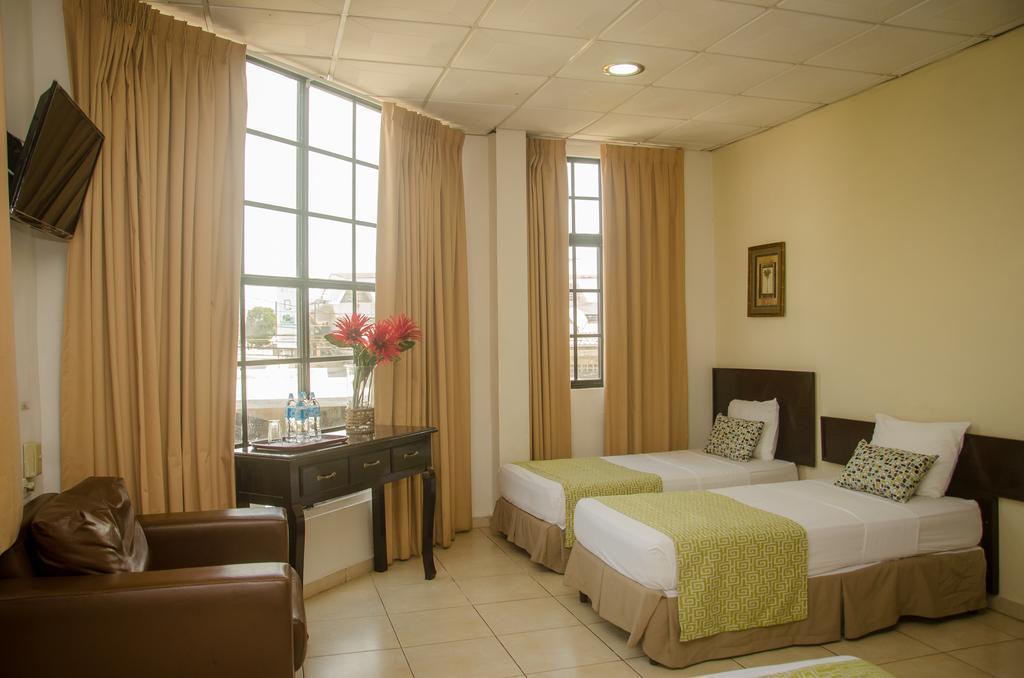 Hotel Residencial Cervantes David Esterno foto